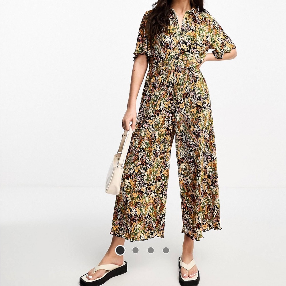 Floral Wide-Leg Jumpsuit in Multi